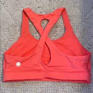 Lululemon sports bra